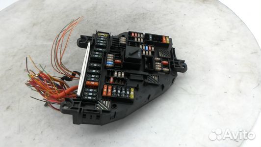 Блок предохранителей BMW 7 F01 (70F09M101)