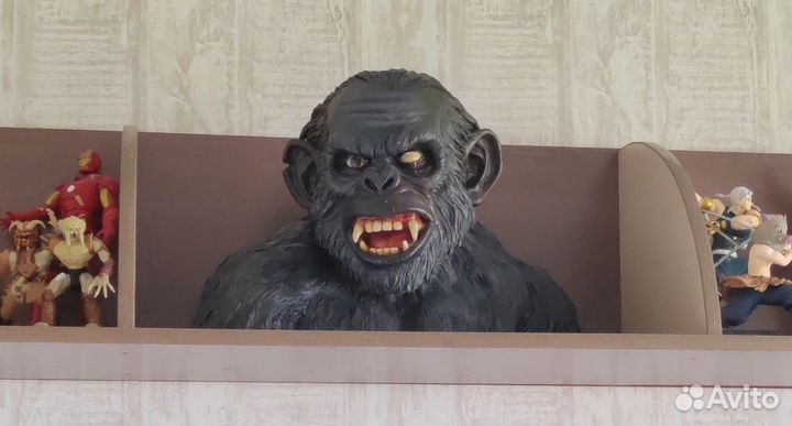 Скульптура Koba. Планета обезьян