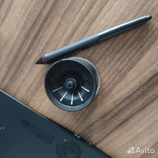 Графический планшет wacom Intuos Pro Large PTH-860