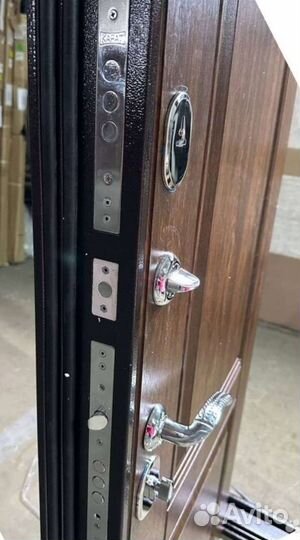 Двери входные, 10 см. Со склада