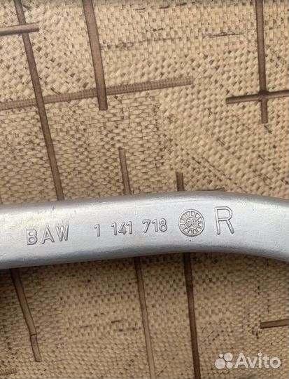 Рычаг передний верхний правый (Тайвань) BMW E39