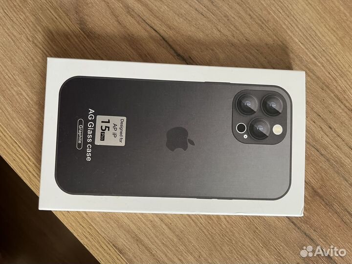 Чехол на iPhone 15