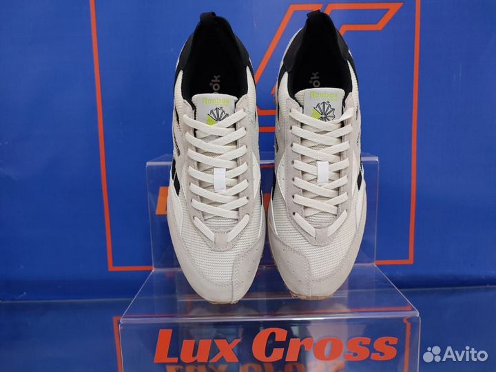 Кроссовки мужские Reebok LX2200