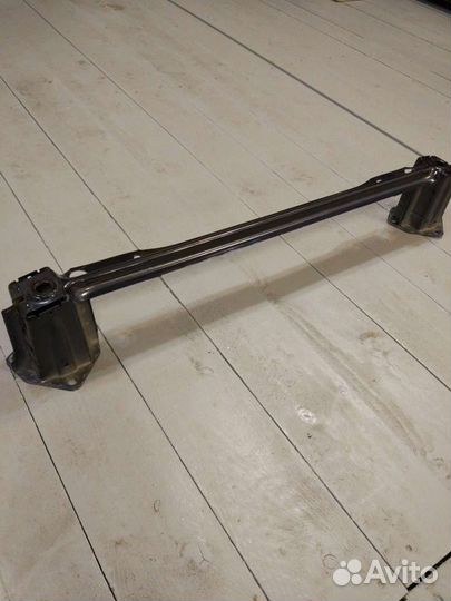 Усилитель заднего бампера