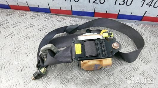 Ремень безопасности с пиропатроном сиденья передне