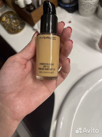 Тональный крем MAC