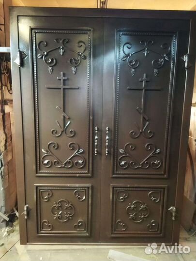 Дверь входная металлическая. Изготовление
