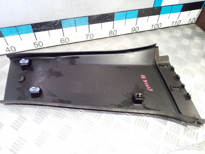 Б/У Обшивка стойки нижняя левая#001