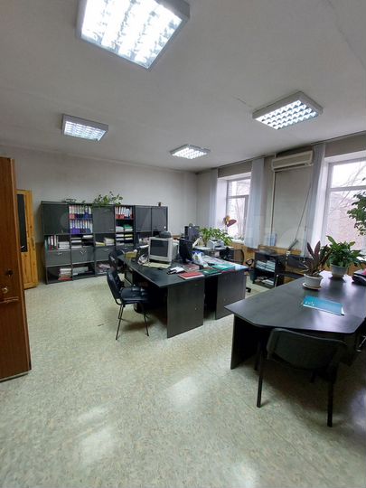 Свободного назначения, 140 м²