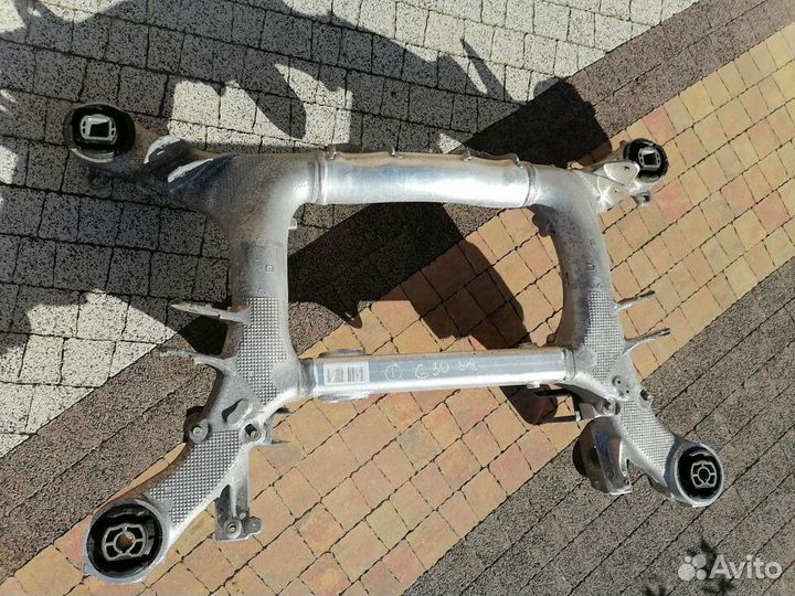 Задняя балка подрамник BMW G30