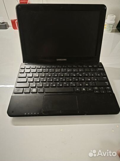 Нетбук samsung nc110p