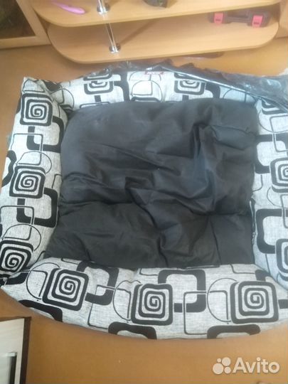 Лежанка для собак