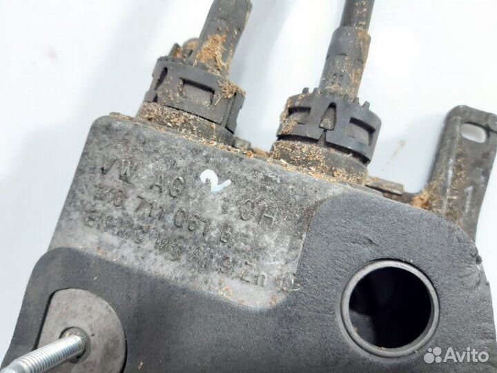 Кулиса Volkswagen Jetta 5 2.0 BVY 2007