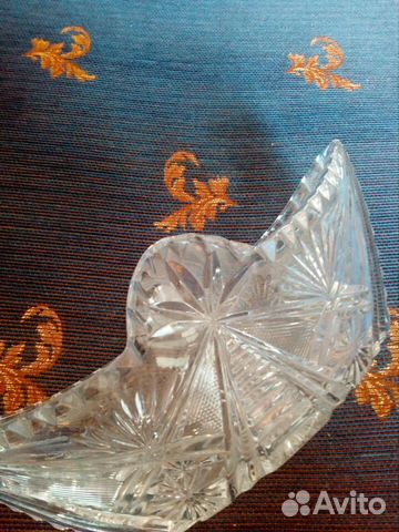 Хрустальная ваза