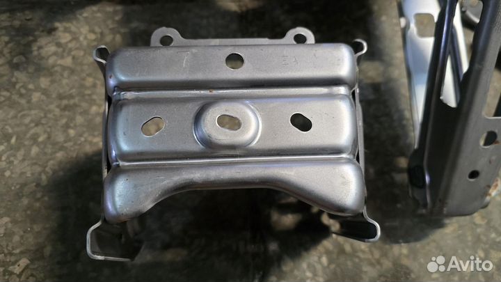 Б/У Б/У Усилитель торпеды lexus RX300 lexus RX300