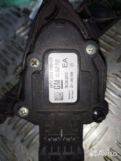 Педаль газа Opel Astra J 2009-12Г