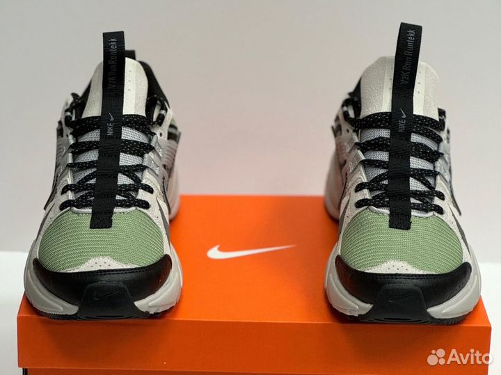 Кроссовки мужские Nike V2K Run