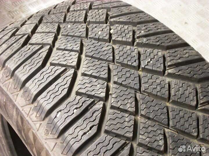 Continental ContiVikingContact 7 225/55 R18 102T