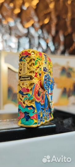 Zippo Позолоченная поверхность