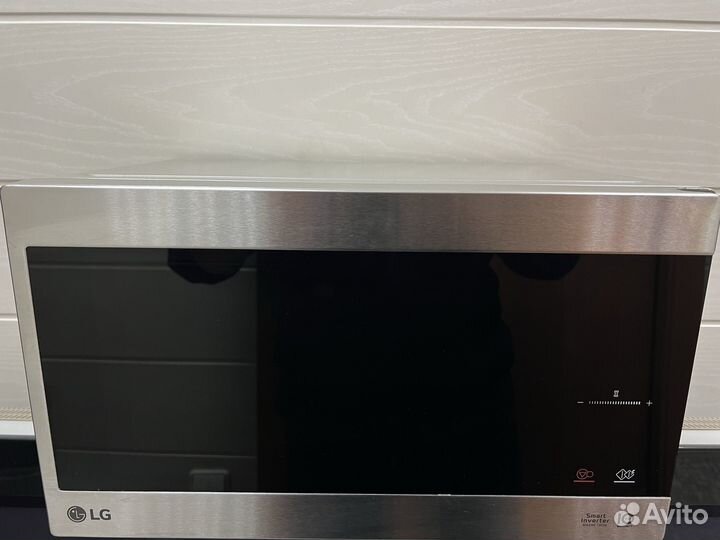 Микроволновка LG-MS2595CIS