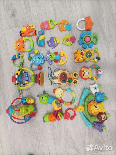 Погремушка+конструктор мягкий