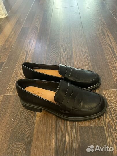 Туфли лоферы женские новые