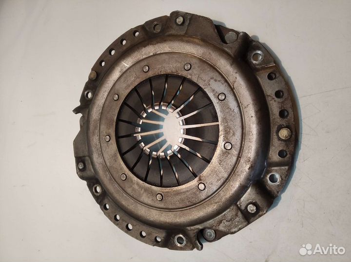 Корзина сцепления Mercedes Benz w124 m111