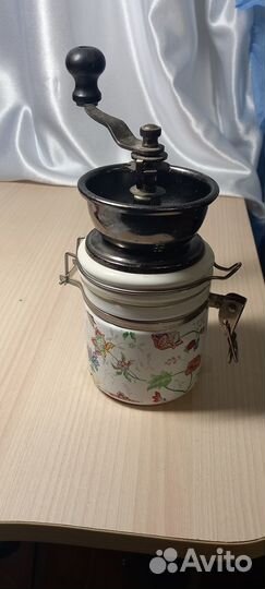 Кофемолка ручная