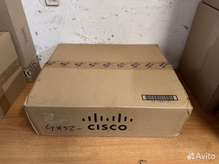 Коммутатор Cisco WS-C2960X-48LPS-L новый