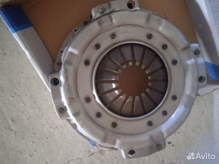 Корзина сцепления Каммингс 3,8 350мм джак,фотон