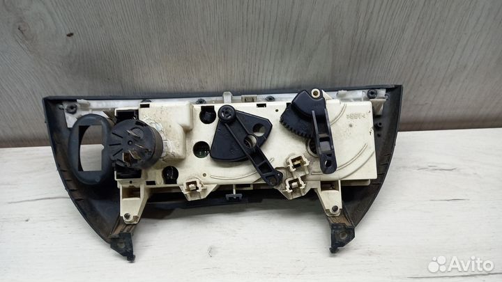 Блок управления климатом Rеnаult Mеganе 1