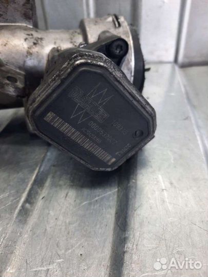 Дроссельная заслонка Mercedes C W203 2.2 2005