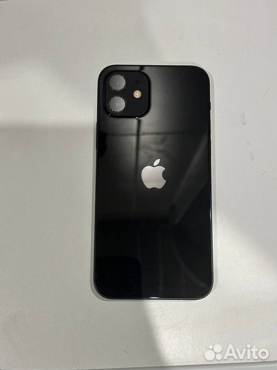 iPhone 12, 64 ГБ