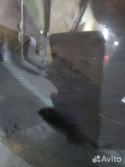 Заднее стекло Renault Megane I,седан