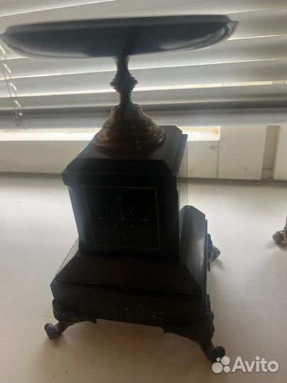 Старинные каминные часы с подсвечниками (мрамор)