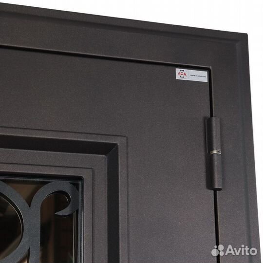 Дверь Аляска с окном терморазрыв