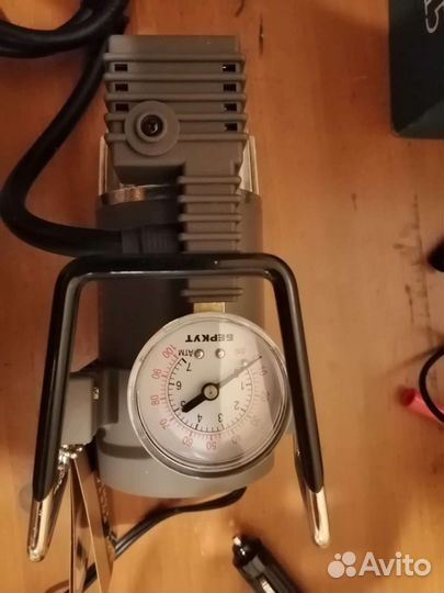 Насос, автомобильный компрессор Berkut r15