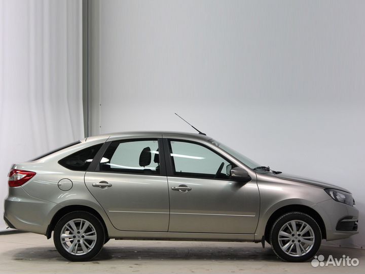 LADA Granta 1.6 МТ, 2022, 16 094 км