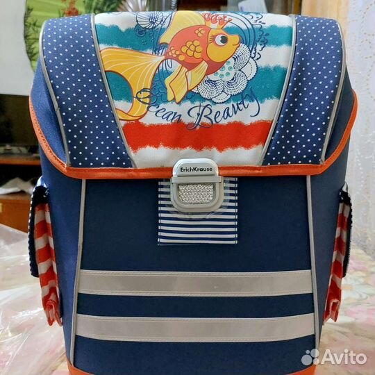 Школьный рюкзак