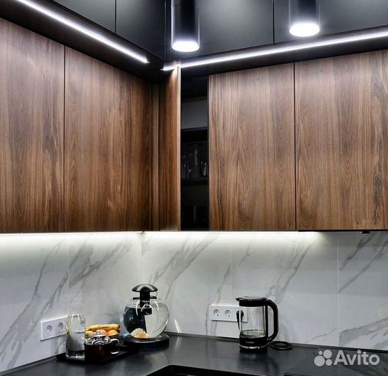 Кухня в потолок на заказ