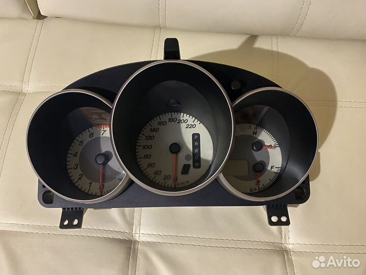 Щиток приборов mazda 3 bk АКПП