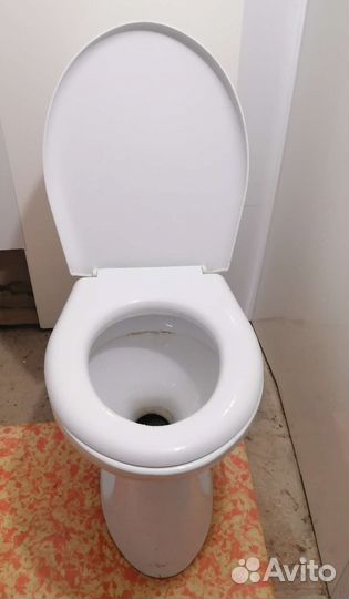 Унитаз с бачком бу