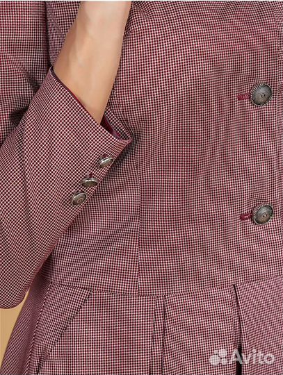 Новый Костюм Vittoria Vicci 44