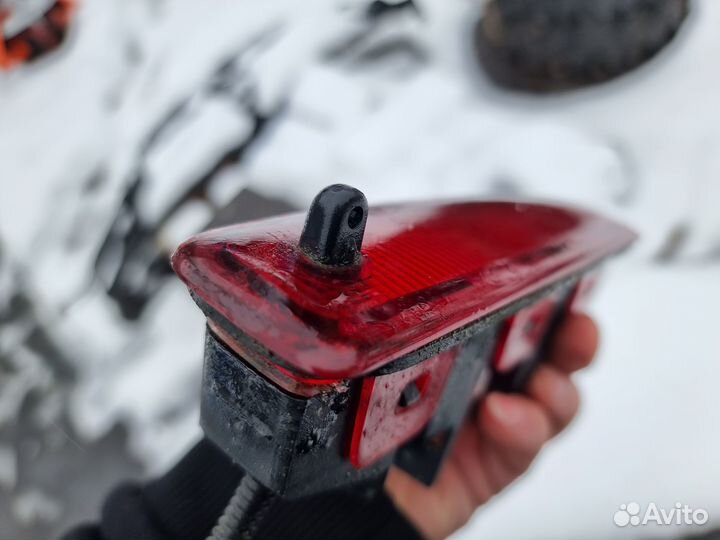 Фонарь задний верхний центральный LADA vaz Largus