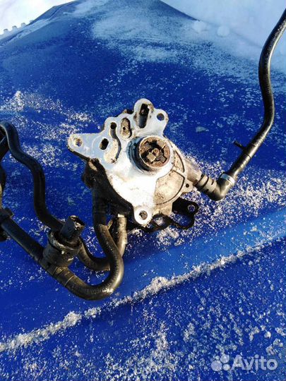 Вакуумный насос Audi A4 Avant III В7 2.0 TDI 16V