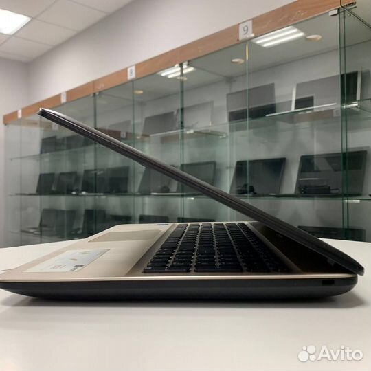 Ноутбук Asus VivoBook 15.6 (Pentium/ 4gb/ 500gb)