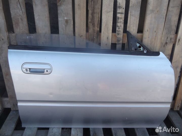 Дверь передняя правая Honda Ascot Innova