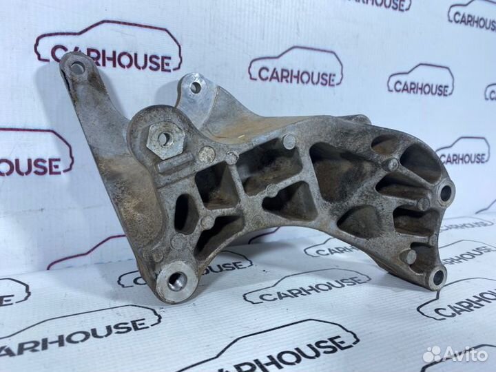 Кронштейн гидроусилителя Mitsubishi Outlander 4B11