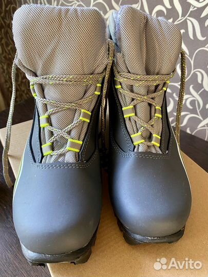 Лыжные ботинки 39 размер