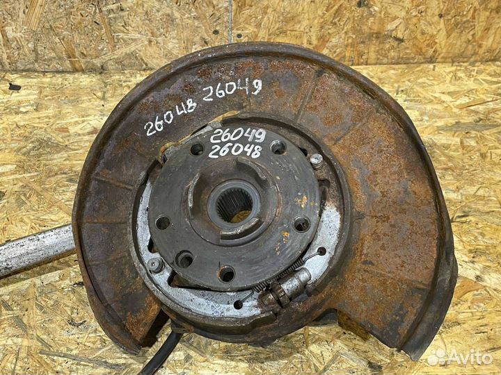 Ступица задняя левая Volkswagen Touareg 2 2010